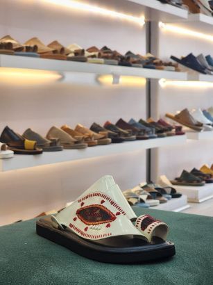 صورة شرقي مطرز مديل ف34